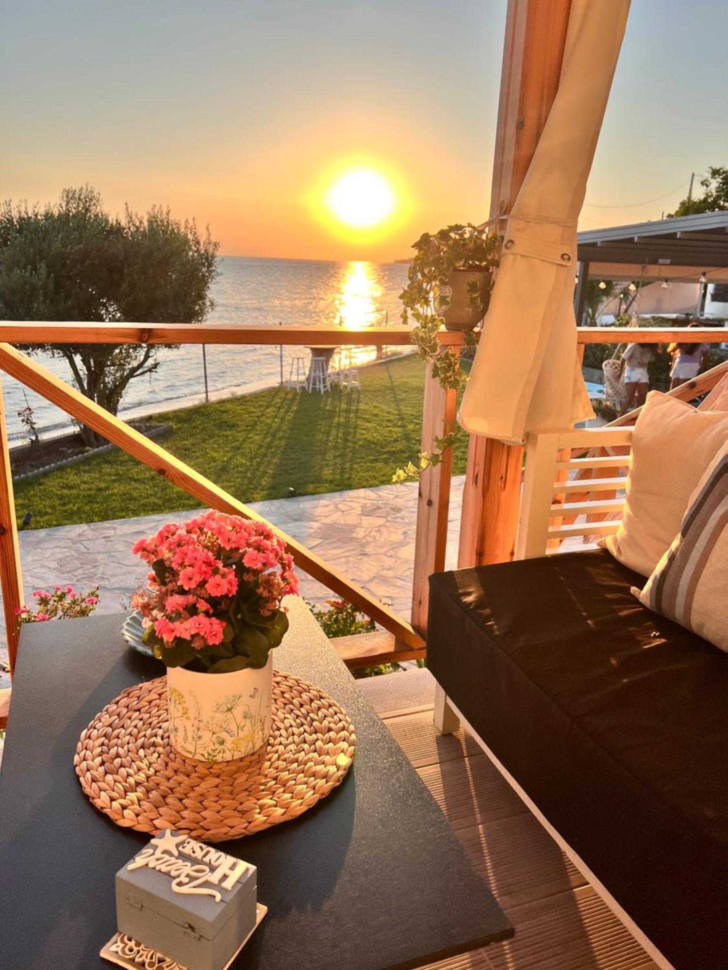 Beachfront Villa Athina Vergia Luaran gambar