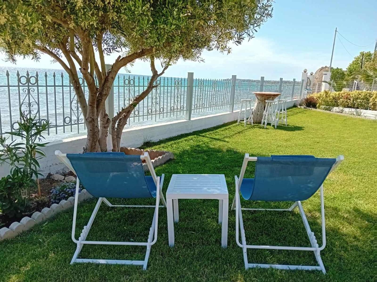 Beachfront Villa Athina Vergia Luaran gambar